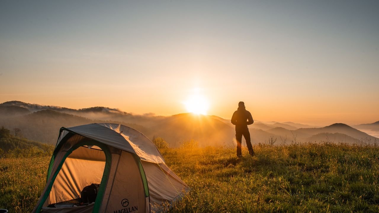 How to Plan a Camping Trip for Beginners